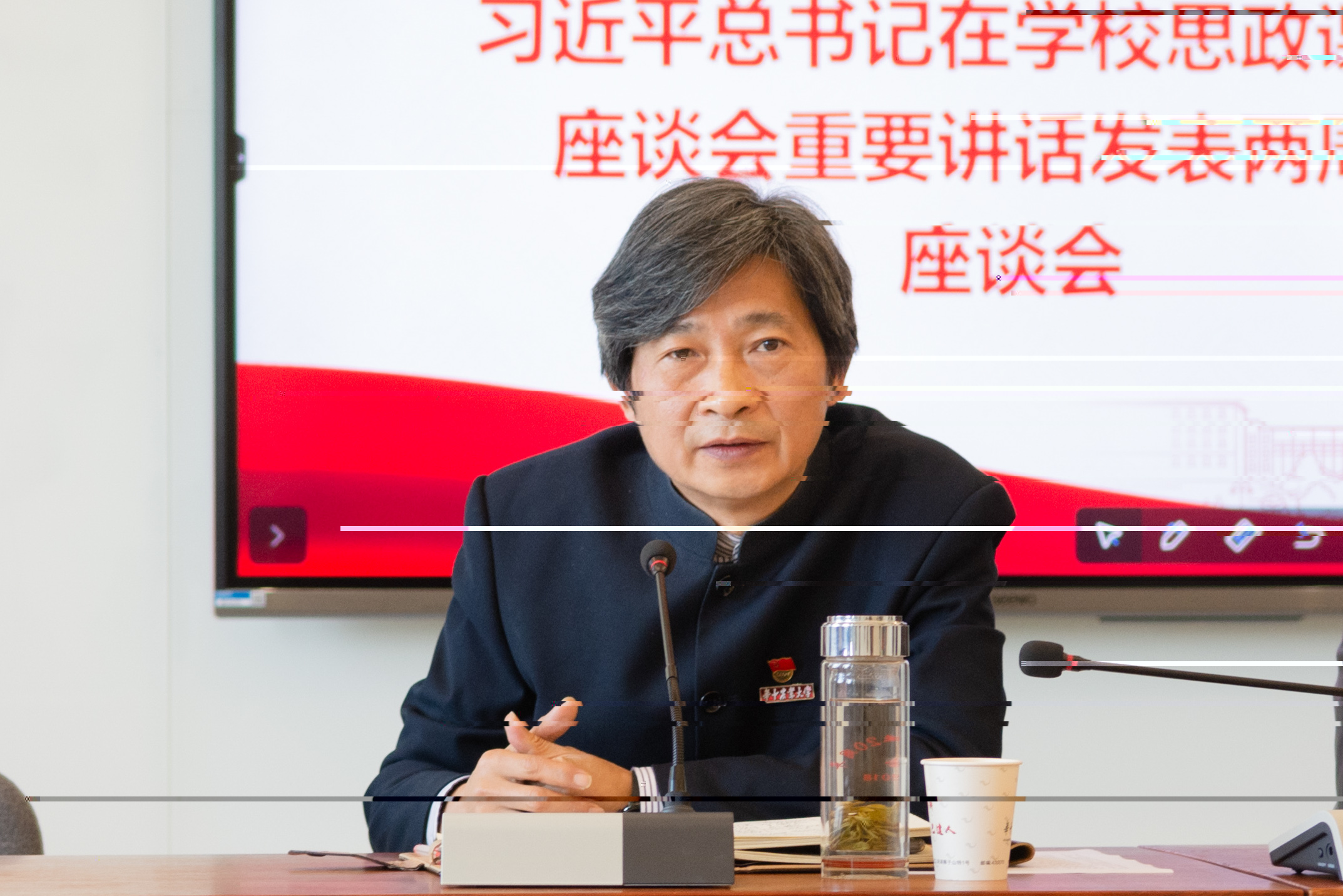 高翅總結講話（彭雨格 攝）